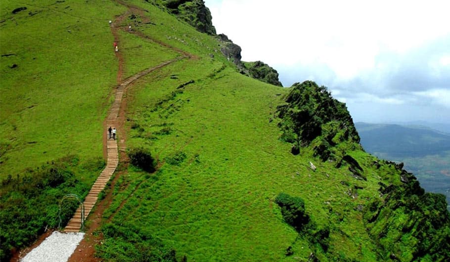 Meruthi and Karsi Gudda